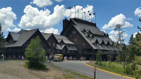 cheapest lodging in yellowstone.